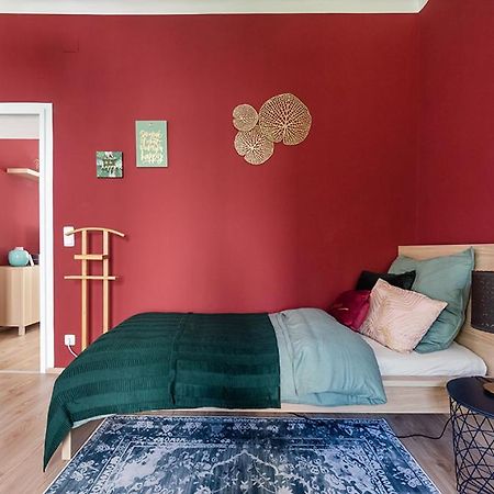 Colorful Apartment Facing Green Courtyard Відень Екстер'єр фото